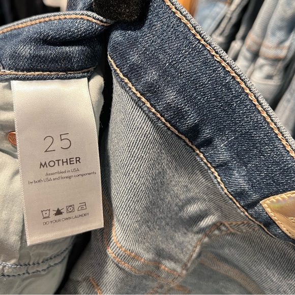 MOTHER Denim Jeans - Picture 4 of 4